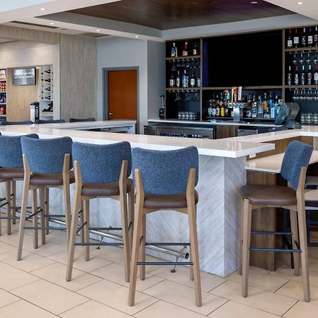 Hilton Garden Inn Oklahoma City Airport Exterior photo