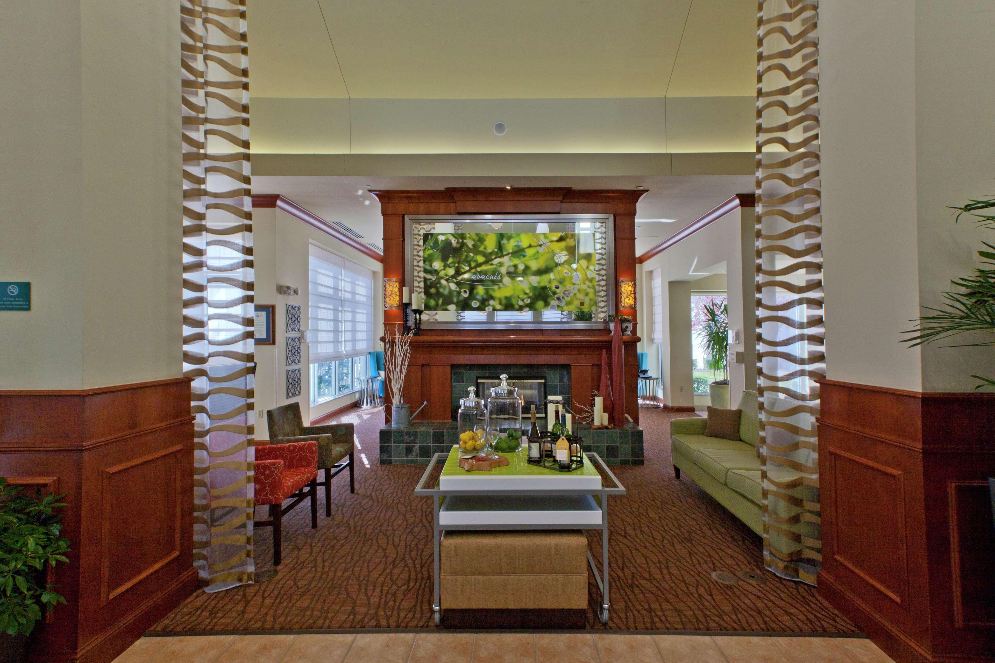Hilton Garden Inn Oklahoma City Airport Exterior photo