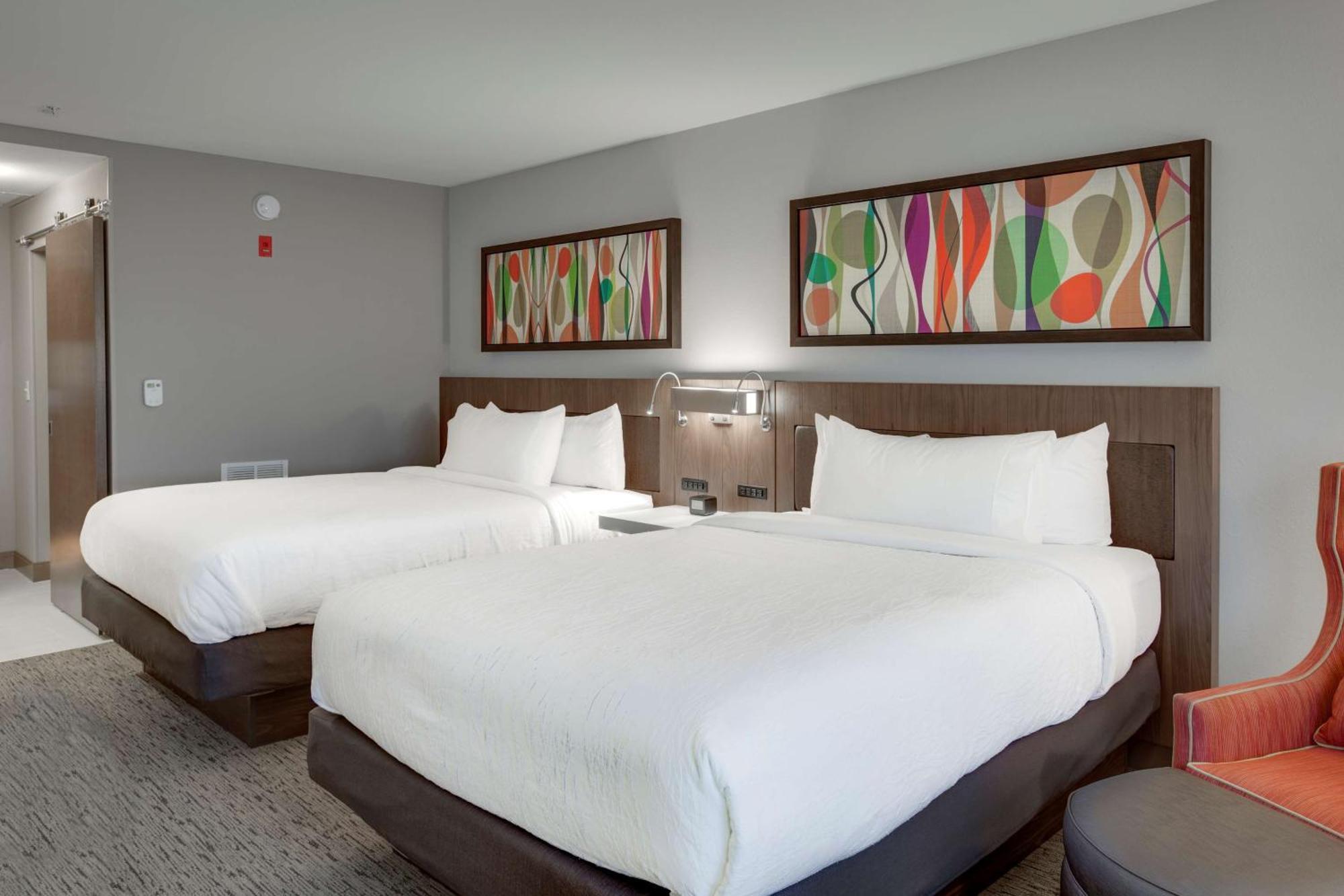 Hilton Garden Inn Oklahoma City Airport Exterior photo
