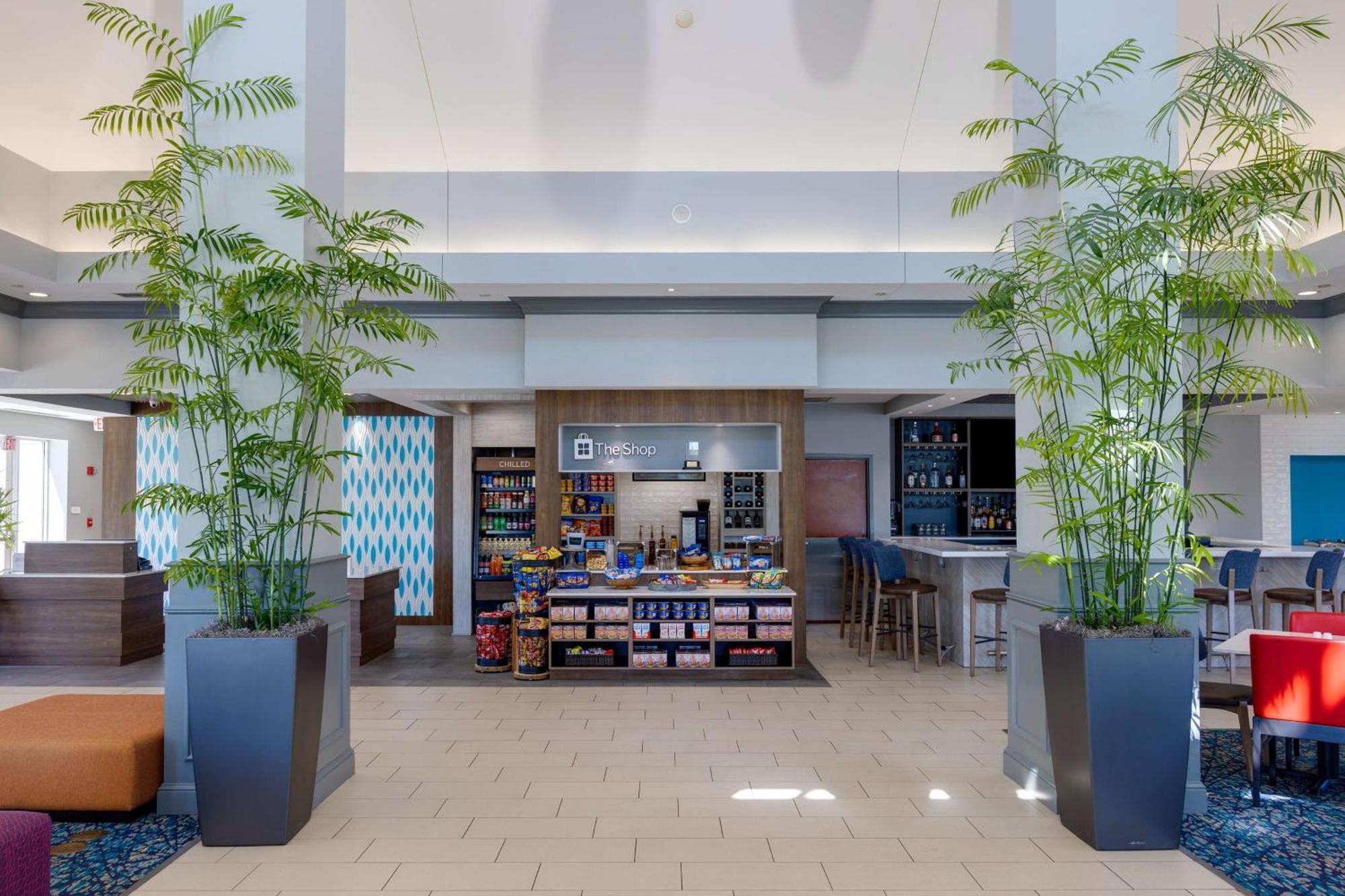 Hilton Garden Inn Oklahoma City Airport Exterior photo