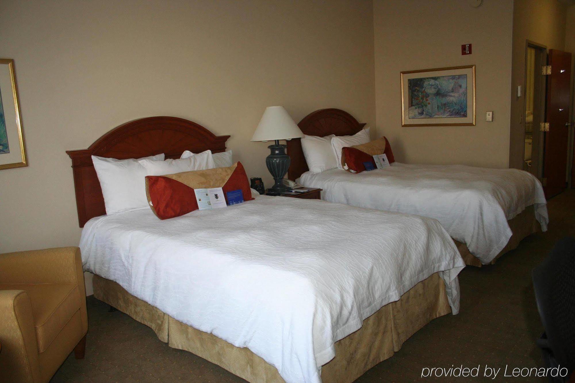Hilton Garden Inn Oklahoma City Airport Room photo