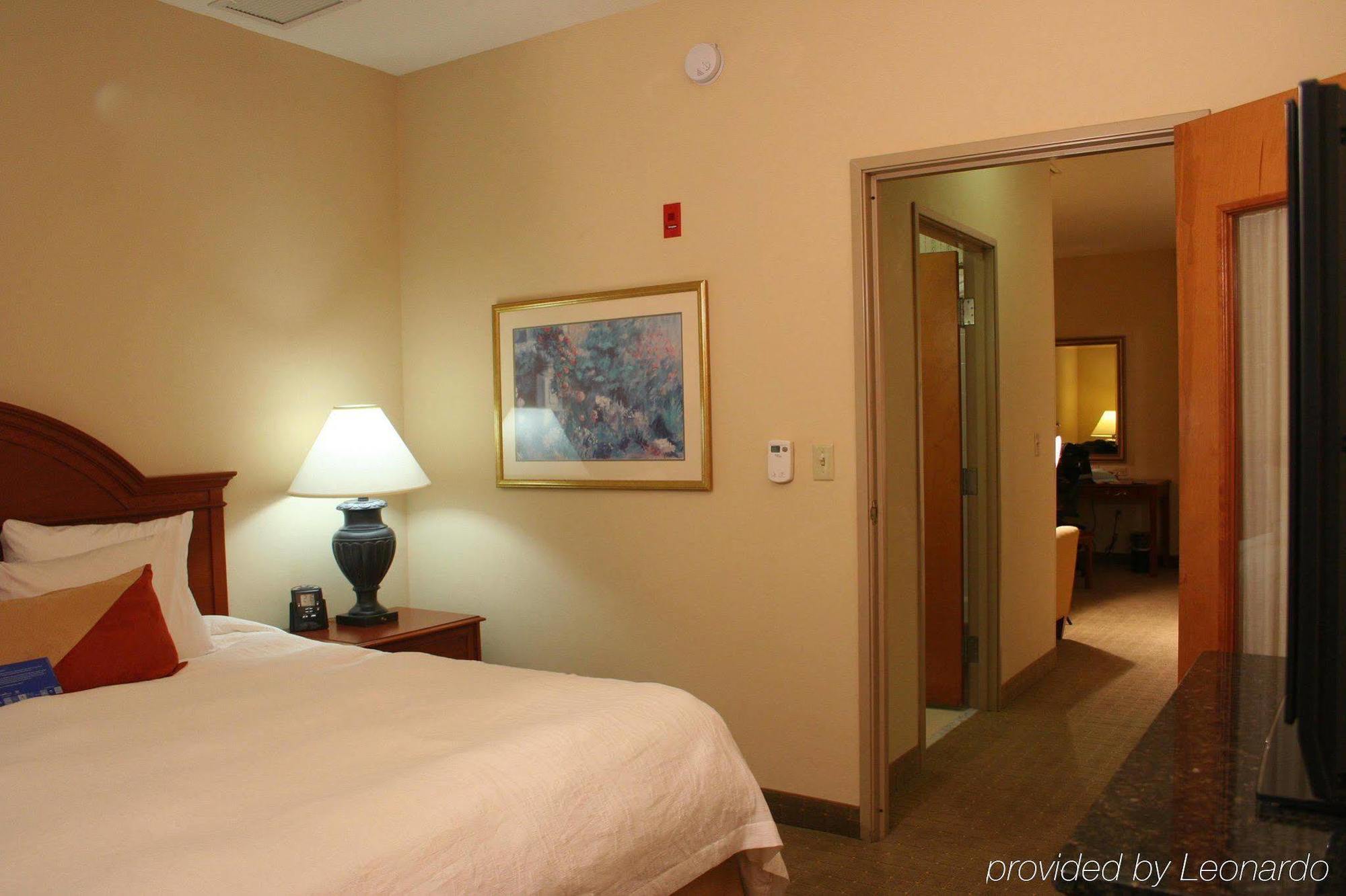 Hilton Garden Inn Oklahoma City Airport Room photo