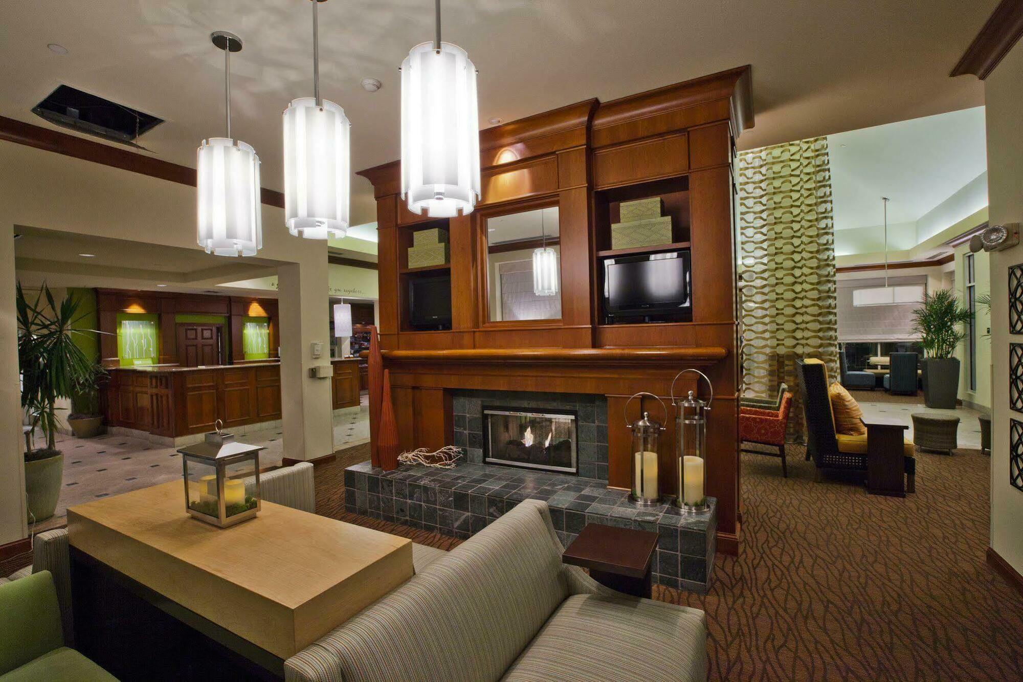 Hilton Garden Inn Oklahoma City Airport Exterior photo