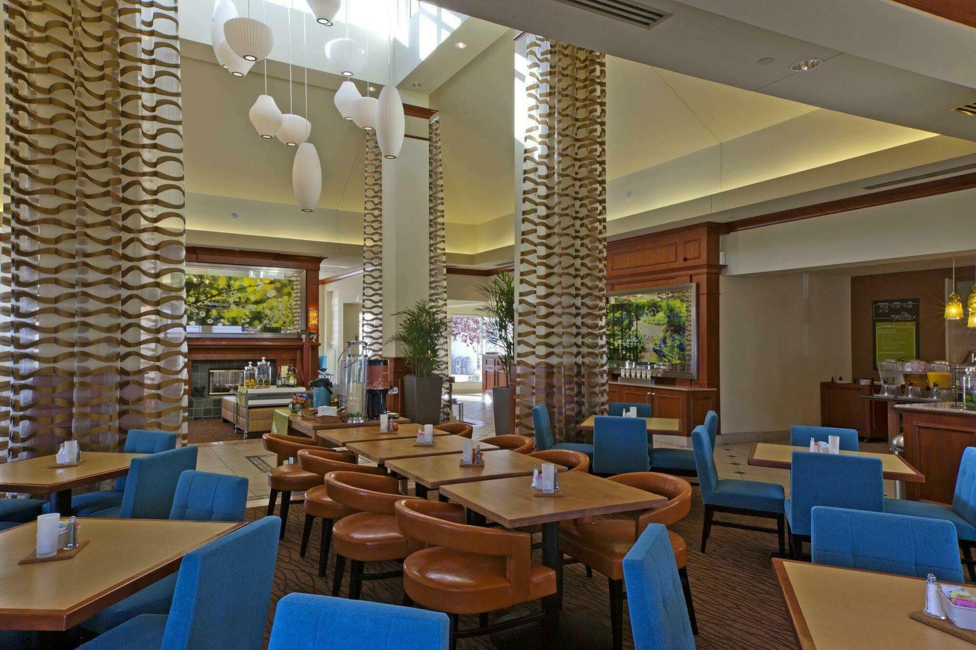 Hilton Garden Inn Oklahoma City Airport Exterior photo