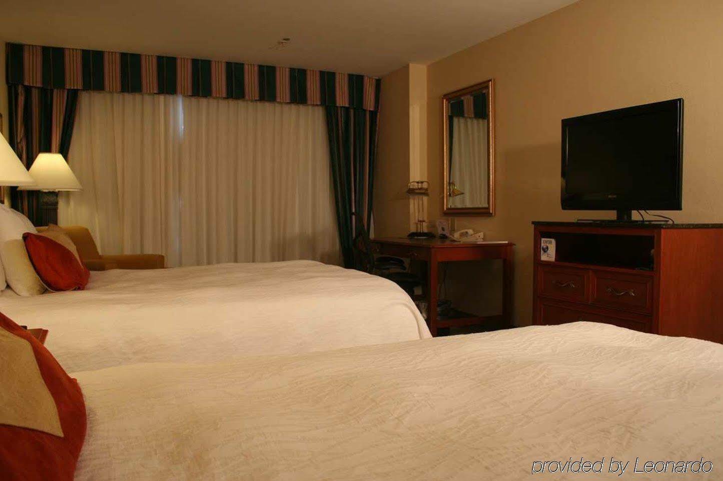 Hilton Garden Inn Oklahoma City Airport Exterior photo