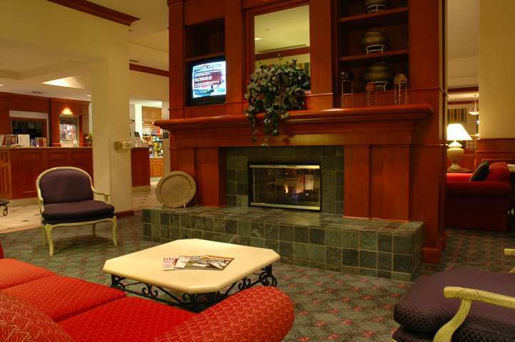 Hilton Garden Inn Oklahoma City Airport Interior photo